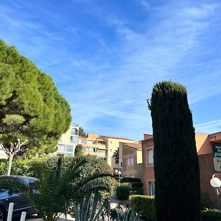 Апартаменты Studio La Baie Des Anges Ла-Сьота Экстерьер фото
